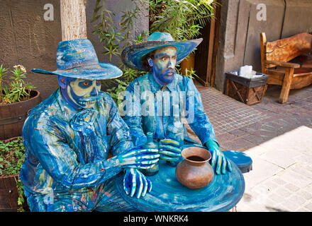 Guadalajara, Tlaquepaque, Mexiko - 20 April 2019: Tlaquepaque Straßen Künstler unterhalten die Touristen und Besucher zu einem historischen Stadtzentrum Stockfoto