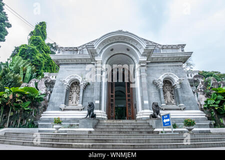 Bogor, Indonesien - September 6, 2018: Blick auf das Tor, Eingang zum Botanischen Garten von Bogor, der Botanische Garten in Bogor, Indonesien. Stockfoto