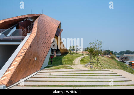Nakhon Sawan, Thailand - 12 April, 2019: Blick von Pasan, das Denkmal für die Herkunft der Fluss Chao Phraya Nakhon Sawan in Thailand. Dies ist t Stockfoto