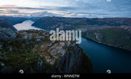 Lysefjord als von der Kanzel Rock in Norwegen gesehen Stockfoto