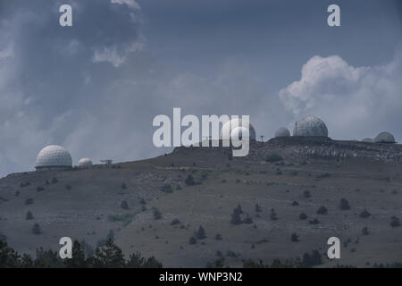 Blick von der Sternwarte in den Bergen. Krim Stockfoto