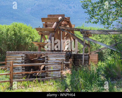 Wasserrad, John jarvie Historisches Anwesen, Braun Park, Utah. Stockfoto