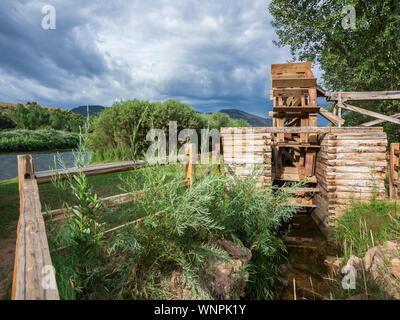 Wasserrad, John jarvie Historisches Anwesen, Braun Park, Utah. Stockfoto