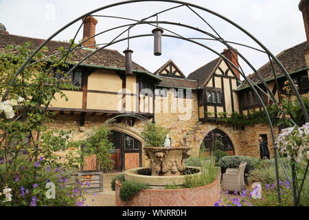 Astor-flügel Hof, Hever Castle, Hever, Edenbridge, Kent, England, Großbritannien, USA, UK, Europa Stockfoto