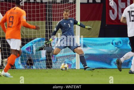 Hamburg, Deutschland. 06 Sep, 2019. firo: 06.09.2019 Fußball Fußball:, 2019/2020 EURO: EM Qualifikation: Nationalmannschaft Deutschland - Holland, Niederlande Duelle Manuel Neuer | Verwendung der weltweiten Kredit: dpa/Alamy leben Nachrichten Stockfoto