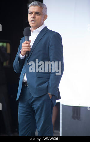 6. September 2019 - London, Parliament Square - Sadiq Khan, Mayer von London in einer Rede auf der Kundgebung der Völker Abstimmung Kampagne organisiert. Stockfoto