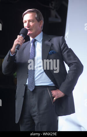 6. September 2019 - London, Parliament Square - Dominic Grieve MP (konservativ-Beaconsfield) sprechen auf der Kundgebung organisiert durch die Völker Abstimmung campa Stockfoto