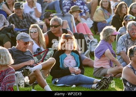 Santa Barbara, Kalifornien, USA. 6. Sep 2019. Vigil 6. September bei der Chase Palm Park in Santa Barbara für die 34 Opfer der Tauchboot Konzeption Feuer. Credit: Amy Katz/ZUMA Draht/Alamy leben Nachrichten Stockfoto