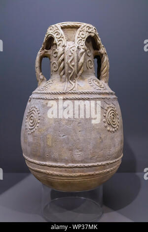 Keramik, Museum der islamischen Ära, das Nationalmuseum des Iran, Teheran, Iran Stockfoto