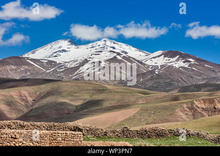 Berglandschaft, Takht-e Soleyman, West Aserbaidschan, Iran Stockfoto