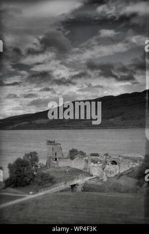 Urquhart Castle Loch Ness. Die heutigen Ruinen aus dem 13. bis ins 16. Jahrhundert. Drumnadrochit. Hochland. Schottland Stockfoto