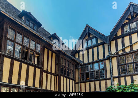 Hever Castle Blick auf den Innenhof Stockfoto