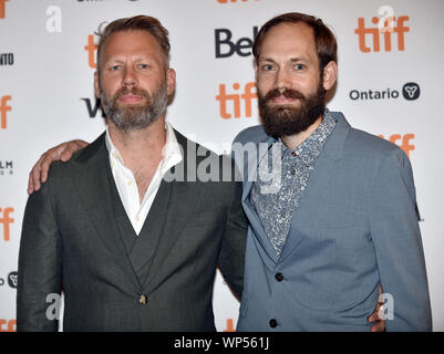 Toronto, Kanada. 07 Sep, 2019. Darius Marder (L) und Gäste kommen für das Toronto International Film Festival Premiere von "Sound of Metal' im Winter Garden Theatre in Toronto, Kanada, am Freitag, 6. September 2019. Foto von Chris Kauen/UPI Quelle: UPI/Alamy leben Nachrichten Stockfoto