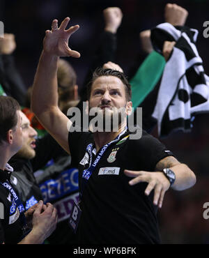 Magdeburg, Deutschland. 07 Sep, 2019. Handball: Bundesliga, SC Magdeburg - THW Kiel, 4. Spieltag Magdeburg Trainer Bennet Wiegert Gesten. Credit: Ronny Hartmann/dpa-Zentralbild/dpa/Alamy leben Nachrichten Stockfoto