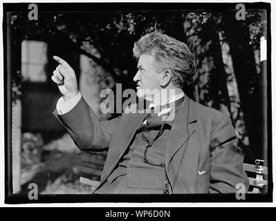 LAFOLLETTE, Robert M. REP. 1885-1891; Gouverneur von Wisconsin, 1901-1906; SENATOR, 1906-1925 Stockfoto