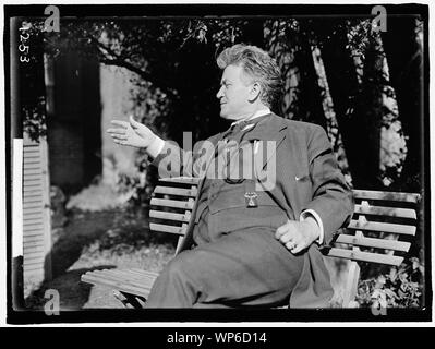 LAFOLLETTE, Robert M. REP. 1885-1891; Gouverneur von Wisconsin, 1901-1906; SENATOR, 1906-1925 Stockfoto