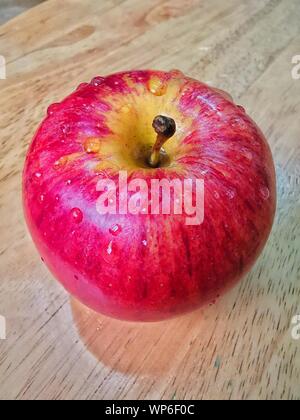 Wow bild von apple Nahaufnahme Makroaufnahme mit Wassertropfen Stockfoto