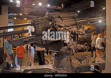 Deutsch 88 mm anti-aircraft Gun (AA Gun) im Imperial War Museum London. Stockfoto