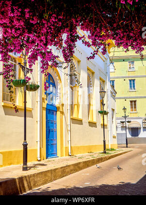 Fassade der Kathedrale der Heiligen Dreifaltigkeit. Gibraltar, Britisches Überseegebiet. UK. Stockfoto