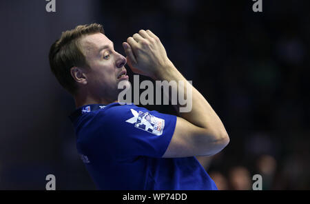 Magdeburg, Deutschland. 07 Sep, 2019. Handball: Bundesliga, SC Magdeburg - THW Kiel, 4. Spieltag. Die Kieler coach Filip Jicha ist auf dem Spielfeld. Credit: Ronny Hartmann/dpa-Zentralbild/dpa/Alamy leben Nachrichten Stockfoto