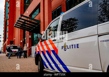 Rotterdam, Niederlande. 06 Sep, 2019. ROTTERDAM - 06-09-2019 Gericht Rotterdam, besonders sicheren Gerichtssaal. Türkische Rotterdammer Bekir E. (31) Schuss mehrere Kugeln im Körper und/oder Leiter der 16-jährige Schüler Humeyra Ergincanli am 18. Dezember 2018. Credit: Pro Schüsse/Alamy leben Nachrichten Stockfoto