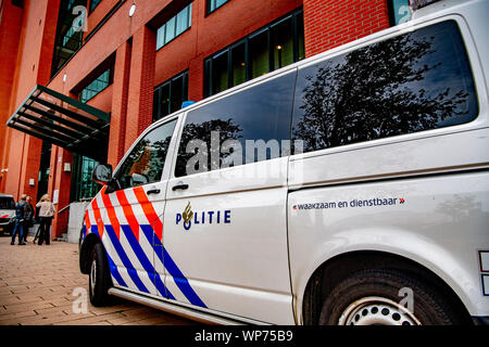 Rotterdam, Niederlande. 06 Sep, 2019. ROTTERDAM - 06-09-2019 Gericht Rotterdam, besonders sicheren Gerichtssaal. Türkische Rotterdammer Bekir E. (31) Schuss mehrere Kugeln im Körper und/oder Leiter der 16-jährige Schüler Humeyra Ergincanli am 18. Dezember 2018. Credit: Pro Schüsse/Alamy leben Nachrichten Stockfoto