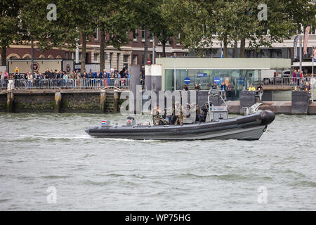 ROTTERDAM, Niederlande. 06 Sep, 2019. Wereldhavendagen 2019, Demonstration der Royal Dutch Marines während des Wereldhavendagen Credit: Pro Schüsse/Alamy leben Nachrichten Stockfoto