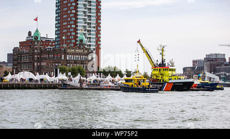 ROTTERDAM, Niederlande. 06 Sep, 2019. Wereldhavendagen 2019, Blick auf die wilhelminapier während des Wereldhavendagen Credit: Pro Schüsse/Alamy leben Nachrichten Stockfoto