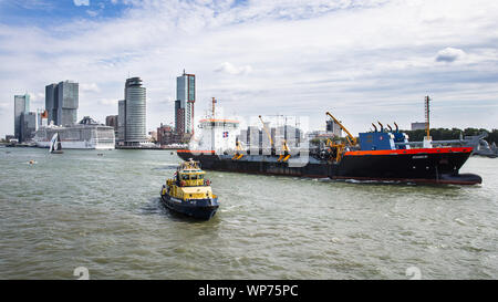 ROTTERDAM, Niederlande. 06 Sep, 2019. Wereldhavendagen 2019, Schwimmbagger der Ecodelta (r) während der Wereldhavendagen Credit: Pro Schüsse/Alamy leben Nachrichten Stockfoto