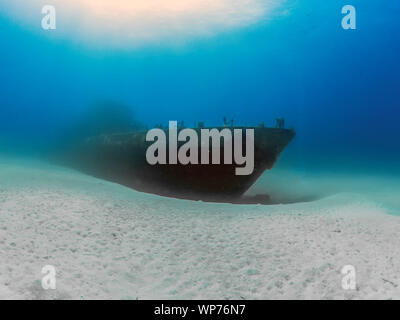 Das Wrack des P31 Patrouillenbootes in Comino, Malta Stockfoto