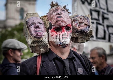 London, Großbritannien. 7. September 2019. Anti-Brexit Unterstützer halten top Brexit' Rallye in Parliament Square. Credit: Guy Corbishley/Alamy leben Nachrichten Stockfoto