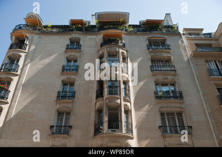 Paris, Architektur, Hector Guimard, Ensemble 17,19,21 Rue La Fontaine, 8,10 Rue Agar, 43 Rue Gros, 1910-1912 Stockfoto