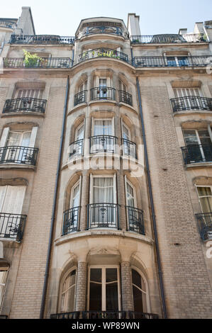 Paris, Architektur, Hector Guimard, Ensemble 17,19,21 Rue La Fontaine, 8,10 Rue Agar, 43 Rue Gros, 1910-1912 Stockfoto