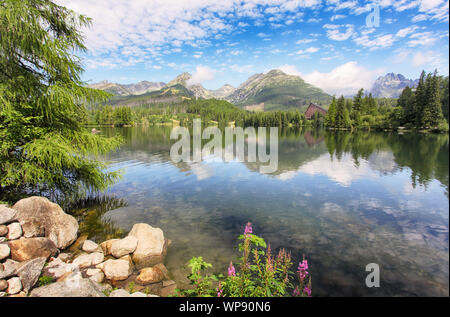 Bergsee Strbske Pleso im Nationalpark Hohe Tatra, Slowakei, Europa Stockfoto