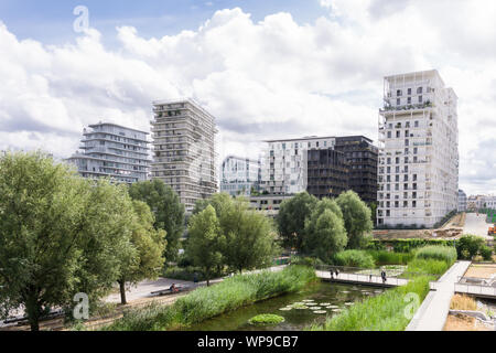 Paris eco - Bezirk - Clichy-Batignolles im 17. Arrondissement ist einer der entwickelte eco - Bezirke (eco Quartiers) in Paris, Frankreich, Europa. Stockfoto