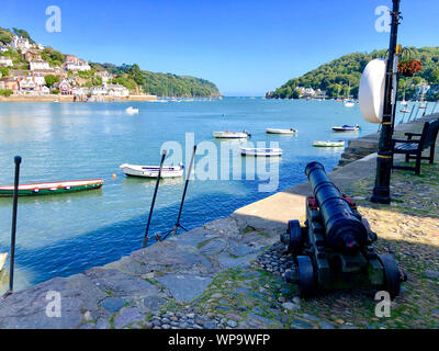 Der schöne Bayard Cove Dartmouth Devon, wo die Pilger des Vaters nach Amerika gegangen, von hier aus blickt man über den Fluss Dart Kingswear Stockfoto