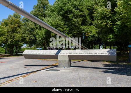 die-klagebalken-olympiaattentat-1972-m-nchen-massacre-memorial