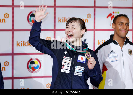 Tokyo Japan. 8. Sep 2019. Ayumi Uekusa (JPN), 8. September 2019 - Karate: Karate 1 Premier League Tokio Preisverleihung im Nippon Budokan in Tokio, Japan. Credit: Naoki Morita/LBA SPORT/Alamy leben Nachrichten Stockfoto