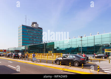 Lima, Peru - Februar 1, 2019: Terminal des Flughafen Lima (LIM) in Peru. Stockfoto