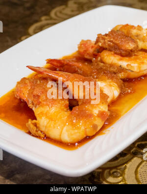 Myanmar oder Birma Garnelen Curry in der Platte Stockfoto