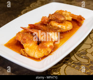 Myanmar oder Birma Garnelen Curry in der Platte Stockfoto