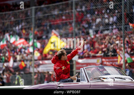 Monza, Italien. 8. Sep 2019. SEBASTIAN VETTEL der Scuderia Ferrari vor dem Formel 1 Grand Prix im Autodromo Nazionale Monza in Monza, Italien. Credit: James Gasperotti/ZUMA Draht/Alamy leben Nachrichten Stockfoto