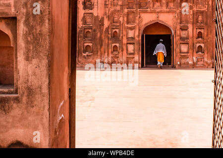 Shah Niamatullah Moschee, Chapainawabganj, Bangladesch neben Choto Sona Moshjid, Mughal Architektur und historische Sehenswürdigkeit Stockfoto