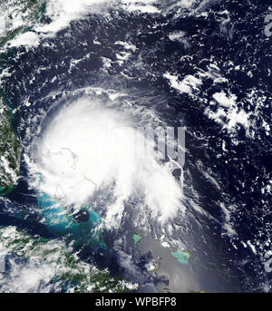 Hurricane Dorian schlagen Bahama Inseln direkt über Great Abaco, 1. September 2019, das von der NASA/Lauren Dauphin/DPA Stockfoto