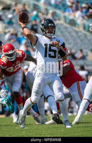 Jacksonville, FL, USA. 8. Sep 2019. Jacksonville Jaguars quarterback Gardner Minshew II während der zweiten Hälfte NFL Football Spiel zwischen der Kansas City Chiefs und der Jacksonville Jaguars an tiaa Bank Feld in Jacksonville, FL. Romeo T Guzman/CSM/Alamy leben Nachrichten Stockfoto