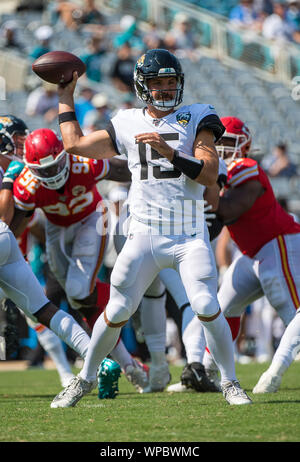 Jacksonville, FL, USA. 8. Sep 2019. Jacksonville Jaguars quarterback Gardner Minshew II während der zweiten Hälfte NFL Football Spiel zwischen der Kansas City Chiefs und der Jacksonville Jaguars an tiaa Bank Feld in Jacksonville, FL. Romeo T Guzman/CSM/Alamy leben Nachrichten Stockfoto