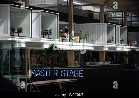 Paris, Halle Freyssinet, Station F Stockfoto