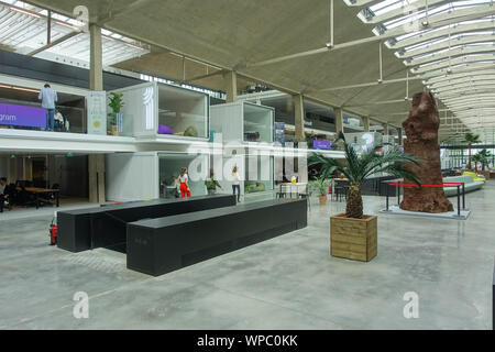 Paris, Halle Freyssinet, Station F Stockfoto