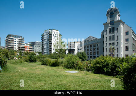 Paris, Stadtentwicklungsgebiet Rive Gauche, Les Grands Moulins de Paris, 5 Rue Thomas Mann, Georges Wybo 1920", "heute", Studentenheim der Universität Par Stockfoto