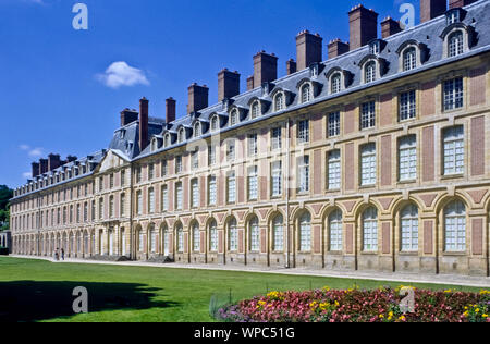 Das Schloss Fontainebleau Fontainebleau, Département Seine-et-Marne, ist ein französisches Schloss rund 60 km südlich von Paris, das zeitweilig unt Stockfoto